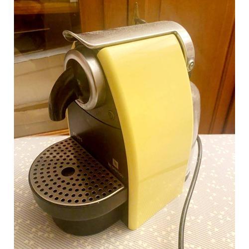 Krups Nespresso Essenza Jaune on Productcaster.