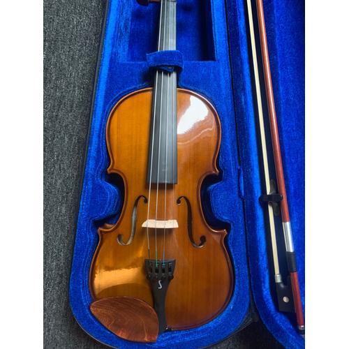 Violon 4/4 on Productcaster.