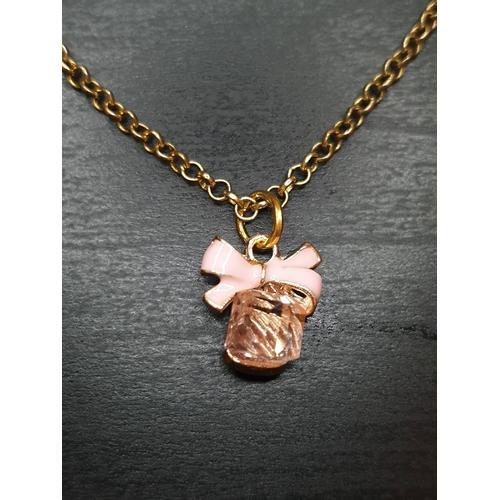 Collier Fantaisie "Cadeau" Rose on Productcaster.