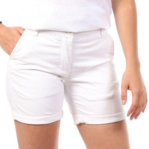 Short Blanc Femme Joseph In Shame on Productcaster.