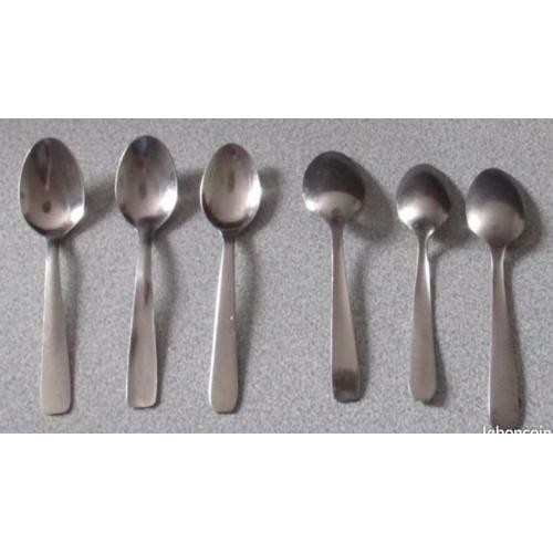 Lot De Six Petites Cuillères (14cm) En Inox Assorties Mais Pas Tout... on Productcaster.