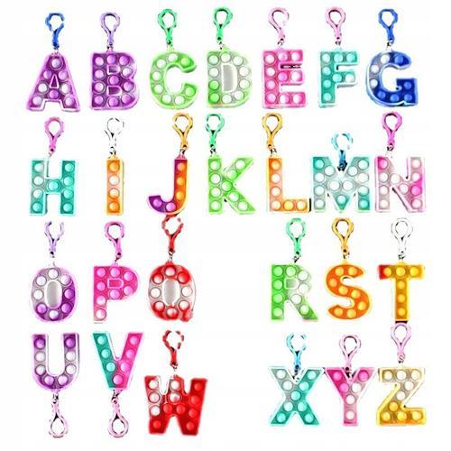 Porte-clés fidget en silicone de 26 lettres on Productcaster.