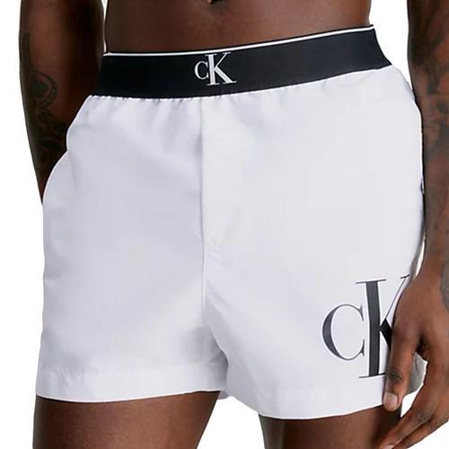 Short De Bain Blanc Homme Calvin Klein Km0km00860 on Productcaster.