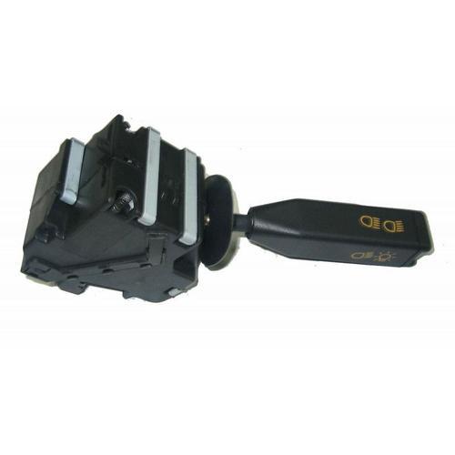 Commodo Adaptable - Renault R21 Break 1.7 03/1986-09/1995 on Productcaster.