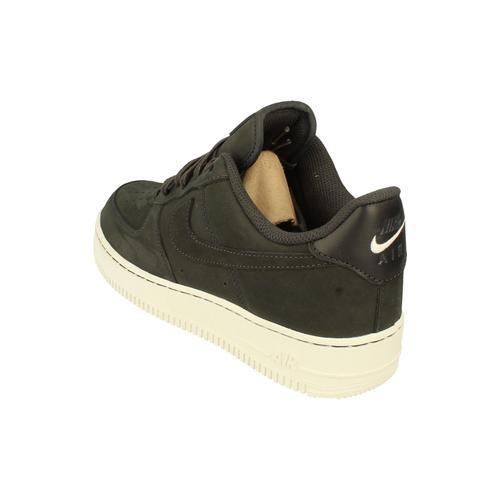 Nike Air Force 1 07 Lx Hommes Trainers Dq8571 001 - 41 on Productcaster.