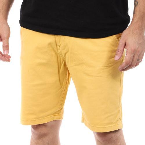 Short Jaune Homme Lee Cooper Nikolai on Productcaster.