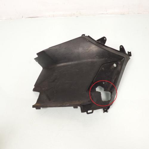 Cache Latéral Gauche Origine Pour Scooter Peugeot 50 Streetzone 14-... (Reconditionné) on Productcaster.