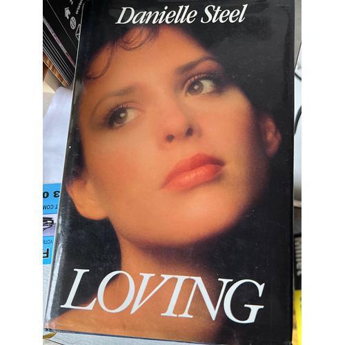 Livre Loving De Danielle Steel on Productcaster.