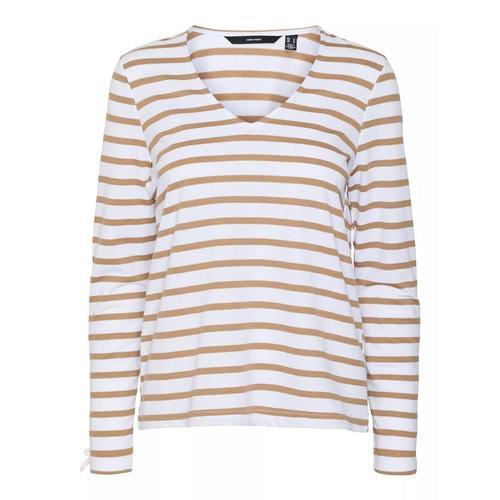 Pulls Blanc Femme Vero Moda Elo on Productcaster.