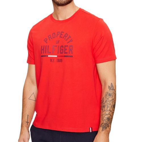 T-Shirt Rouge Homme Tommy Hilfiger Graphic on Productcaster.