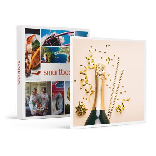 Carte Cadeau Félicitations - 15 ¿ - Smartbox - Coffret Cadeau Multi... on Productcaster.