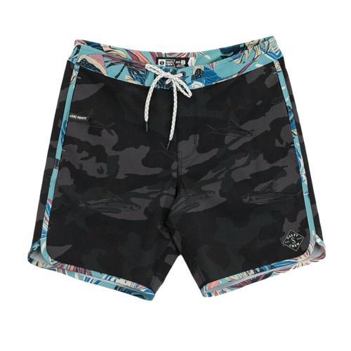 Short De Bain Noir Homme Salty Crew Cuddy on Productcaster.