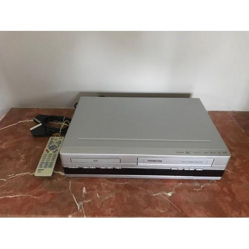 Combiné dvd/vhs thomson DTH6100E avec sa télécommande on Productcaster.