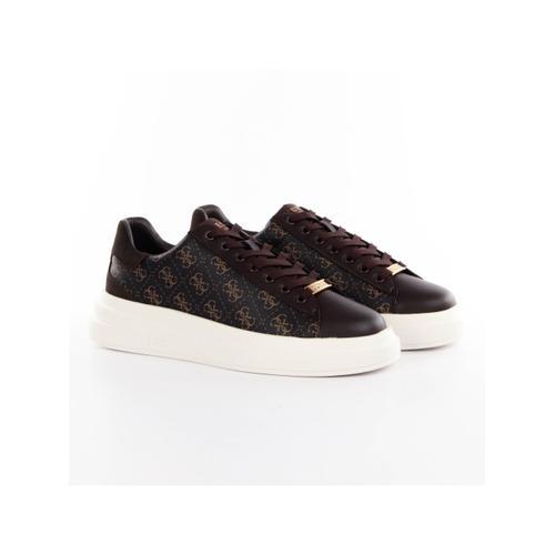 Basket Guess Elba Homme Marron - 40 on Productcaster.