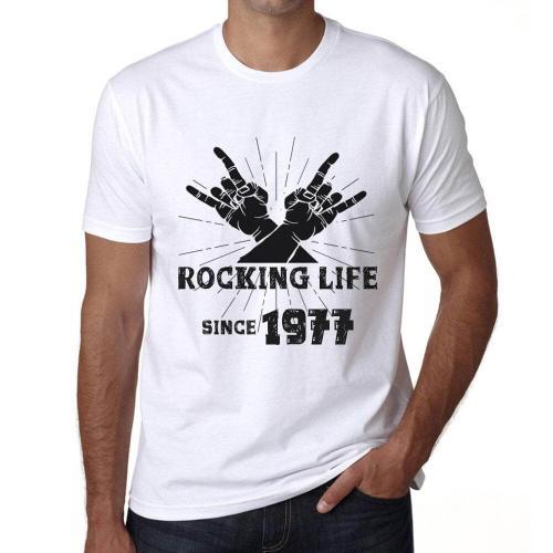 Homme Tee-Shirt La Vie En Rose Depuis 1977 - Rocking Life Since 197... on Productcaster.