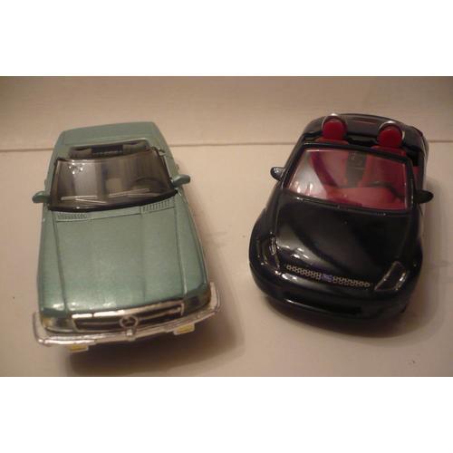 Lot De 2 Cabriolets - 1 Smart/1 Mercedes, 1/43 En Métal-Bburago on Productcaster.