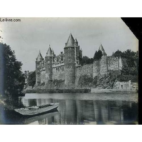 1 Photo Ancienne En Noir Et Blanc - Chateau De Josselin, Facade Sur... on Productcaster.