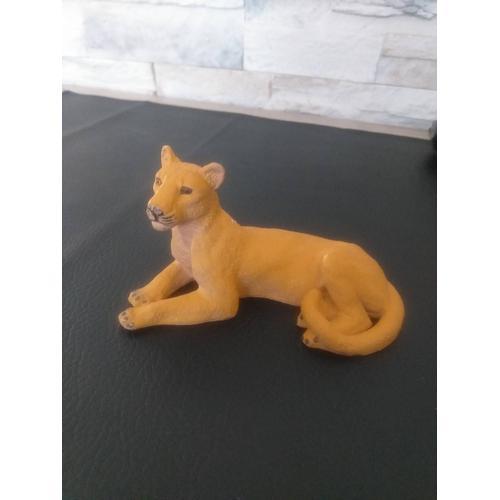 Figurine Lionne De 1994 Taille Environ 13 Cm Ideal Pour Collectionner on Productcaster.