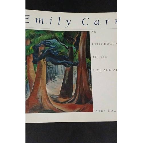 Emily Carr - An Introduction To Her Life And Art Par Anne Newlands,... on Productcaster.