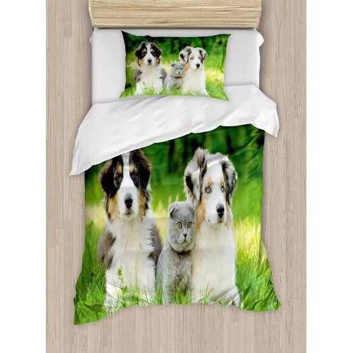 Parure De Lit Pour Chien, Famille De Chiots Dans Le Jardin, Bergers... on Productcaster.