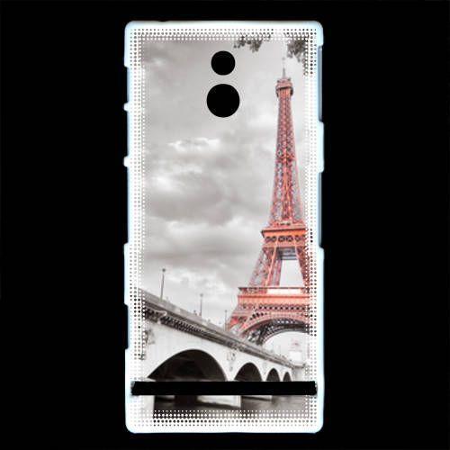 Coque Sony Xperia P Tour Eiffel Rouge Sur Fond En Noir Et Blanc on Productcaster.