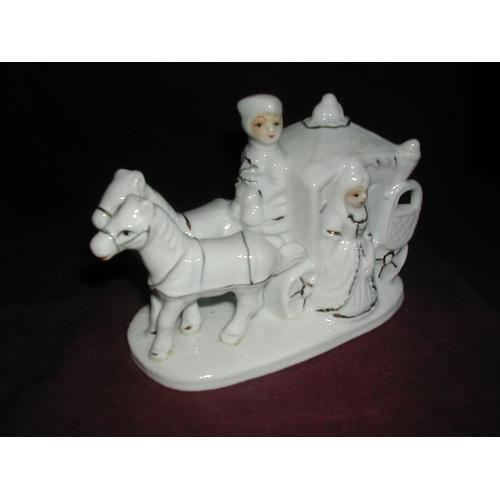 Sujet En Porcelaine Carrosse on Productcaster.