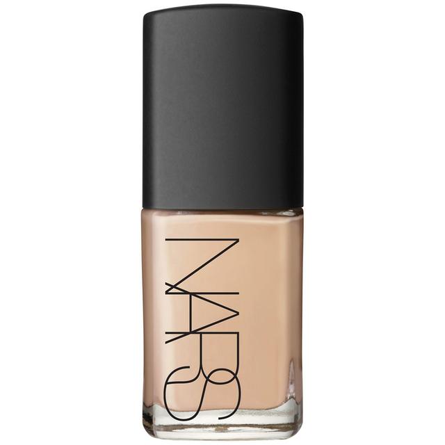 NARS Cosmetics Sheer Glow Foundation - Fiji on Productcaster.