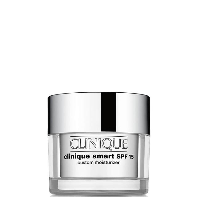 Clinique Smart SPF 15 Custom Moisturiser - Very Dry to Dry Skin - 50ml on Productcaster.