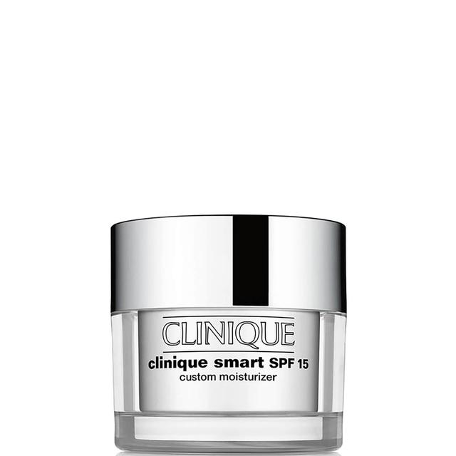 Clinique Smart SPF 15 Custom Repair Moisturiser - Dry to Combination Skin - 50ml on Productcaster.