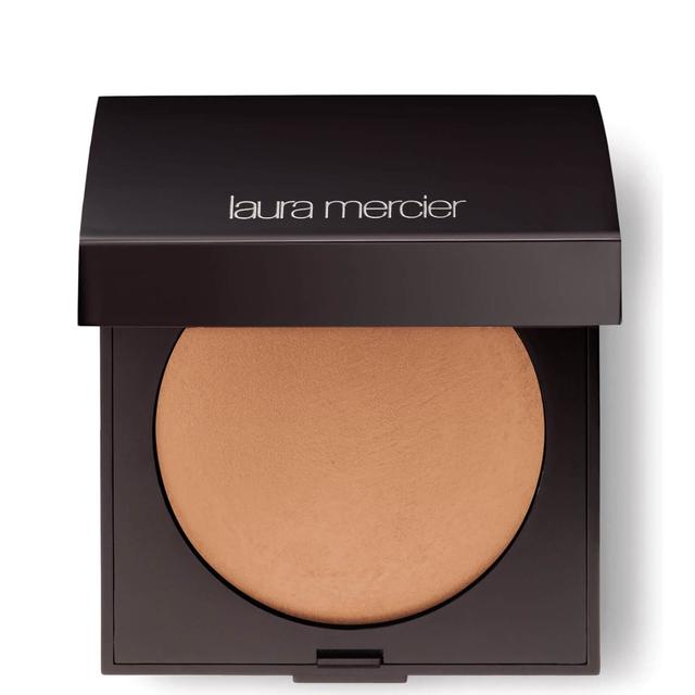 Laura Mercier Matte Radiance Baked Powder Bronzer 7.5g (Various Shades) - Bronze 03 on Productcaster.