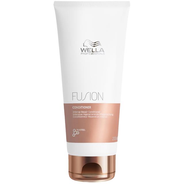 Wella Professionals Care Fusion Intense Repair Conditioner for Damaged Hair 200ml on Productcaster.