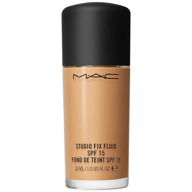 MAC Studio Fix Fluid SPF 15 Foundation 30ml (Various Shades) - 41-NC42 on Productcaster.