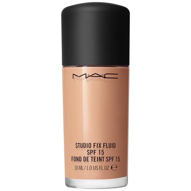 MAC Studio Fix Fluid SPF 15 Foundation 30ml (Various Shades) - 31-NW30 on Productcaster.