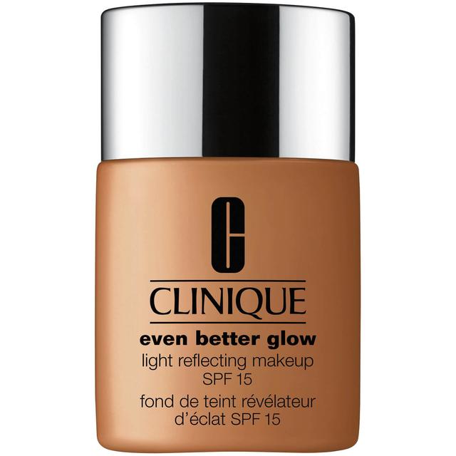 Clinique Even Better Glow Light Reflecting Makeup SPF15 30ml (Various Shades) - 118 Amber on Productcaster.