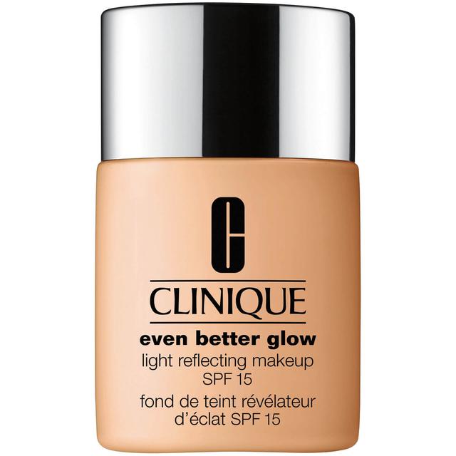 Clinique Even Better Glow Light Reflecting Makeup SPF15 30ml (Various Shades) - 22 Ecru on Productcaster.