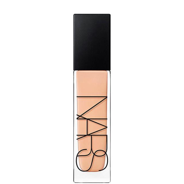 NARS Cosmetics Natural Radiant Longwear Foundation (Various Shades) - Yukon on Productcaster.