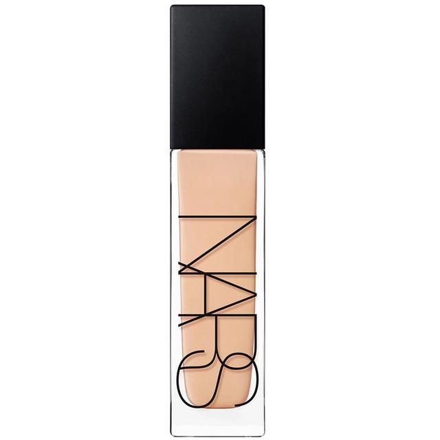 NARS Natural Radiant Longwear Foundation - Yukon on Productcaster.