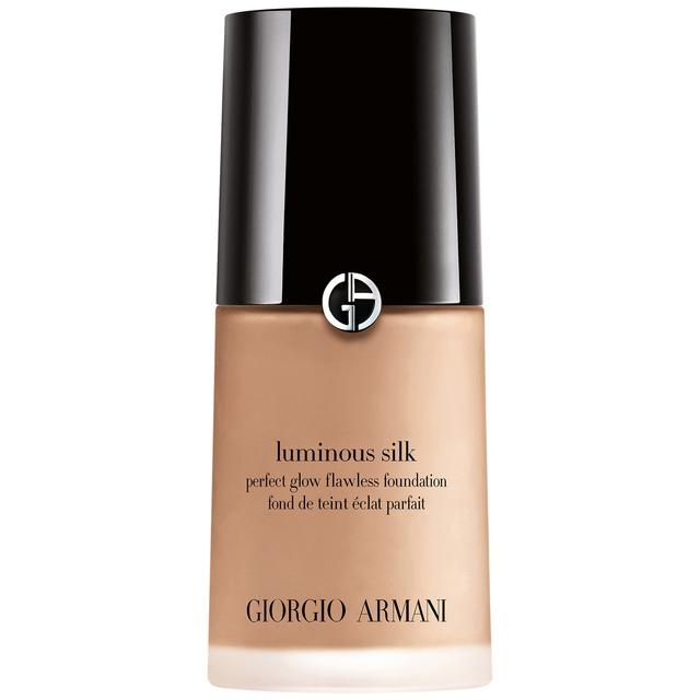 Armani Luminous Silk Foundation 30ml (Various Shades) - 7 on Productcaster.