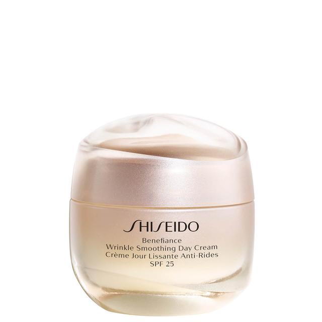 Shiseido Benefiance Wrinkle Smoothing SPF25 Day Cream 50ml on Productcaster.