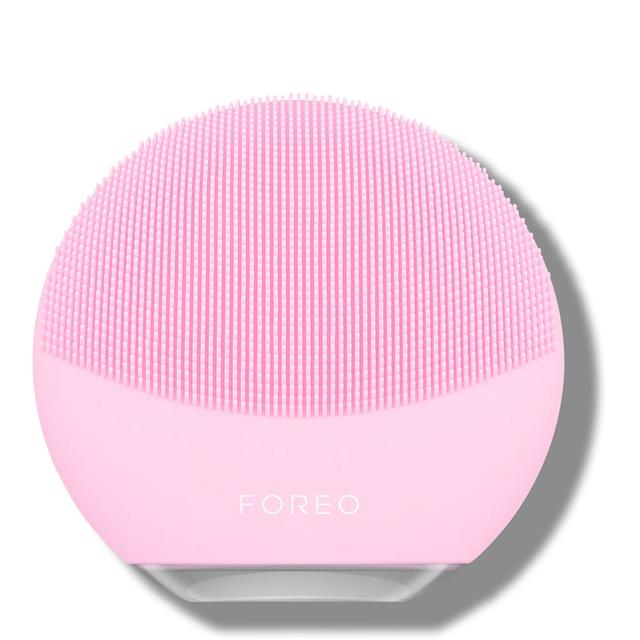 FOREO LUNA Mini 3 Dual-Sided Face Brush for All Skin Types (Various Shades) - Pearl Pink on Productcaster.