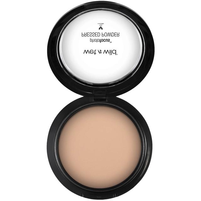 wet n wild photofocus Pressed Powder 7.5g (Various Shades) - Neutral Beige on Productcaster.