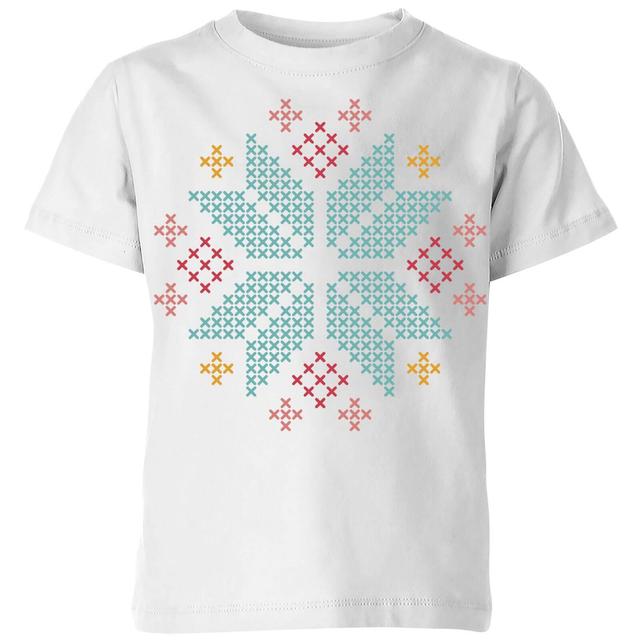 Cross Stitch Festive Snowflake Kids' T-Shirt - White - 5-6 Years - White on Productcaster.