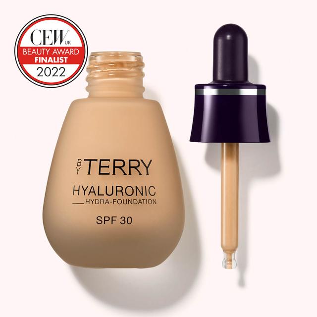 By Terry Hyaluronic Hydra Foundation (Various Shades) - 300W Medium Fair on Productcaster.