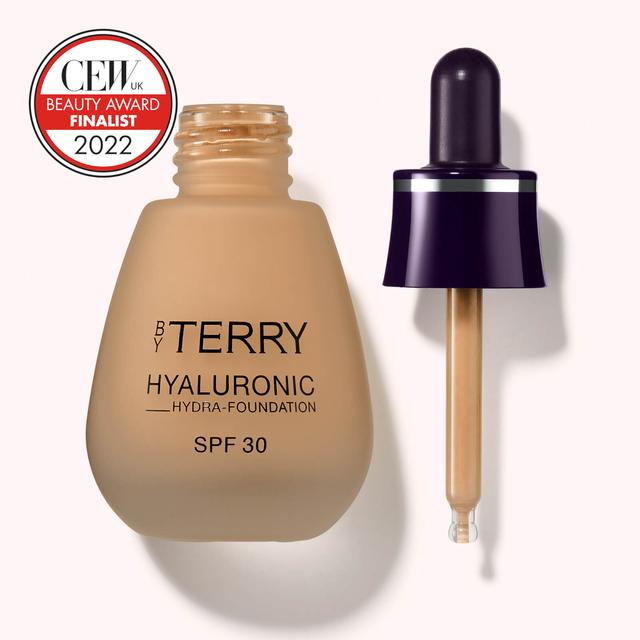 By Terry Hyaluronic Hydra Foundation (Various Shades) - 400W Medium on Productcaster.