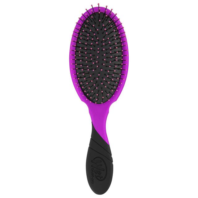 WetBrush Pro Detangler - Purple on Productcaster.