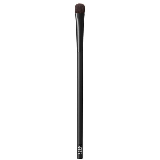 NARS Small Eyeshadow Brush on Productcaster.