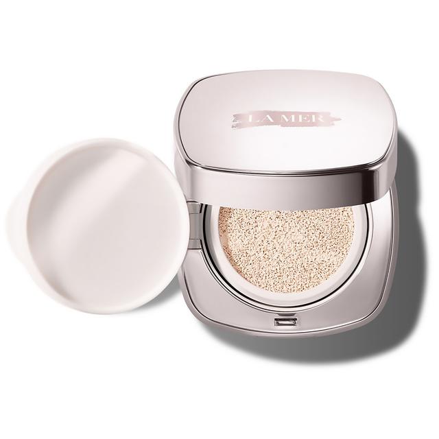 La Mer Cushion Compact Foundation (Various Shades) - 12 Neutral Ivory on Productcaster.