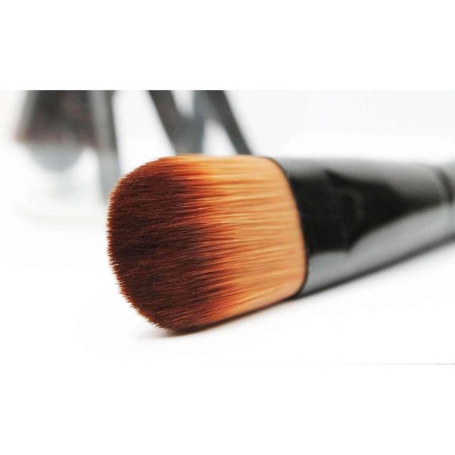 Note Cosmetics Brush Set on Productcaster.