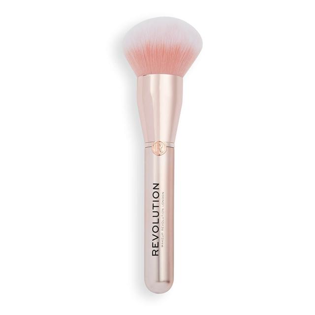 Makeup Revolution Create Ultimate Powder Brush R12 on Productcaster.