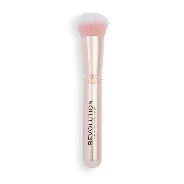 Makeup Revolution Create Buffing Foundation Brush R7 on Productcaster.